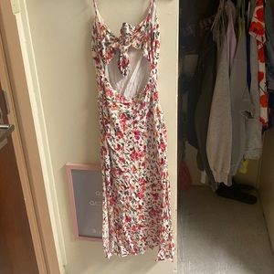 Hello Molly Midi white floral dress XS